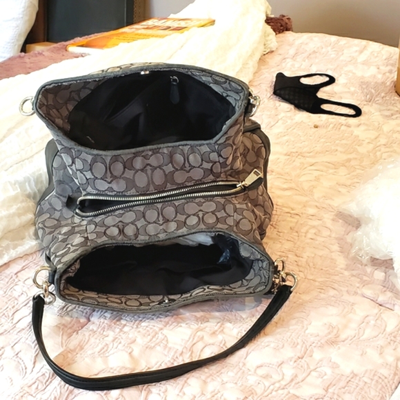 Coach Signature Classic Madison Maggie Shoulder Bag - Picture 7 of 17